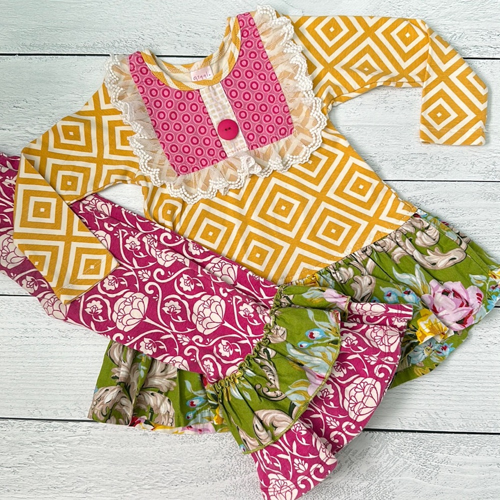 Giggle Moon Tunic Set
